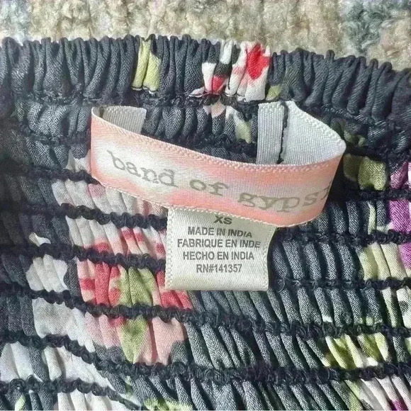 Band of Gypsies Black Floral Mini Dress with Pockets Size XS - Picture 14 of 15